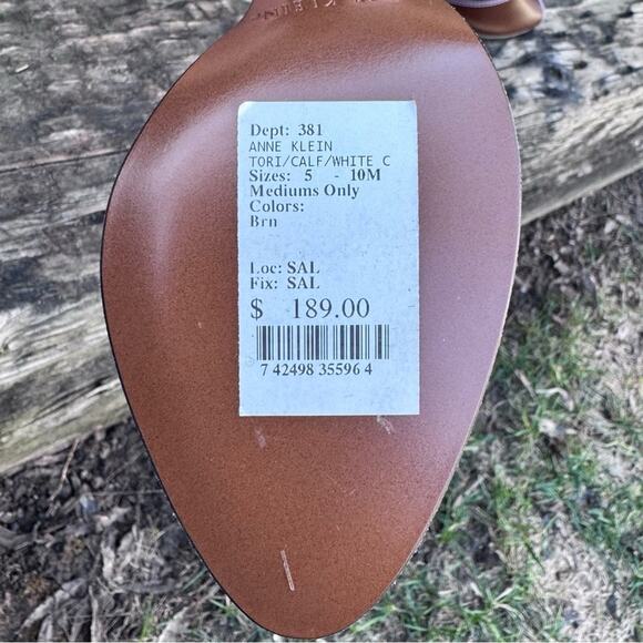 Anne Klein Peep Toe Slingback Brown White Colorblock Italy Heels Women’s Size 6M - Picture 8 of 10